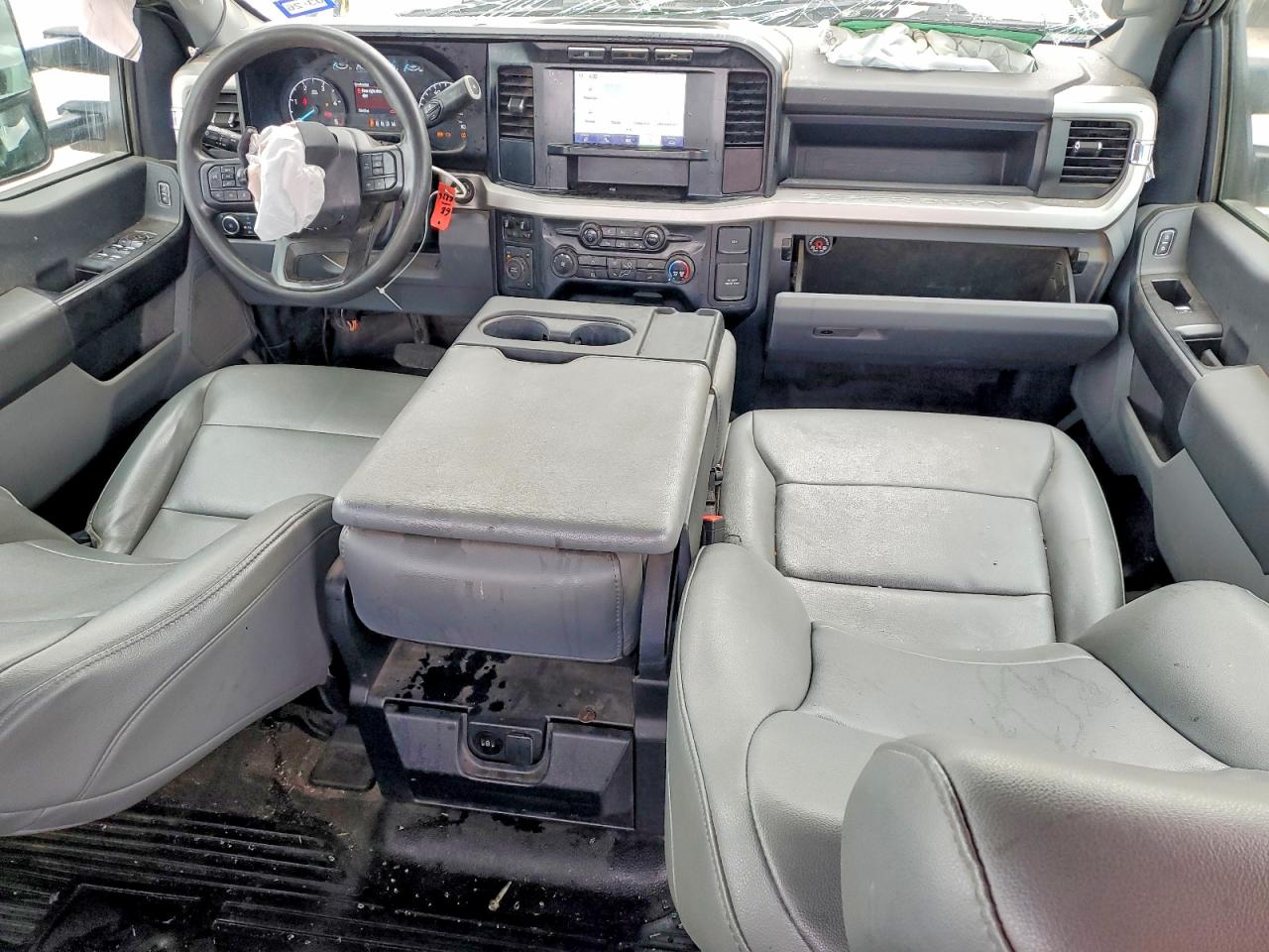 FORD F350 2024 — 9
