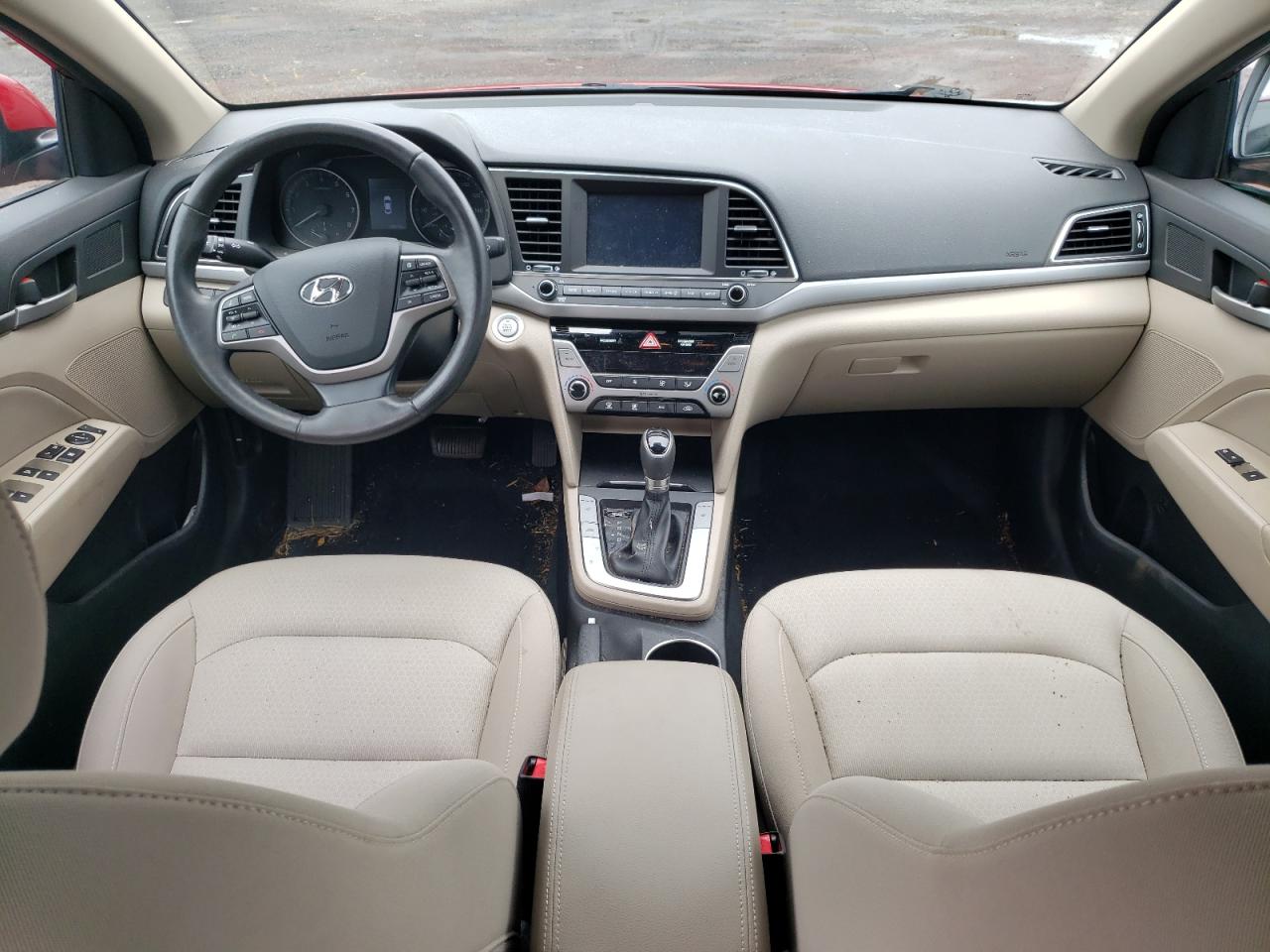 HYUNDAI ELANTRA 2017 — 9