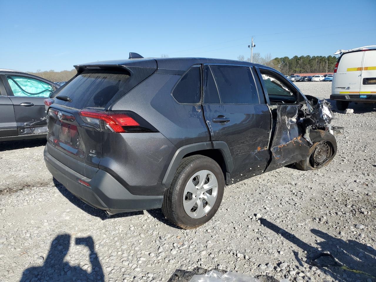 TOYOTA RAV4 2023 — 4