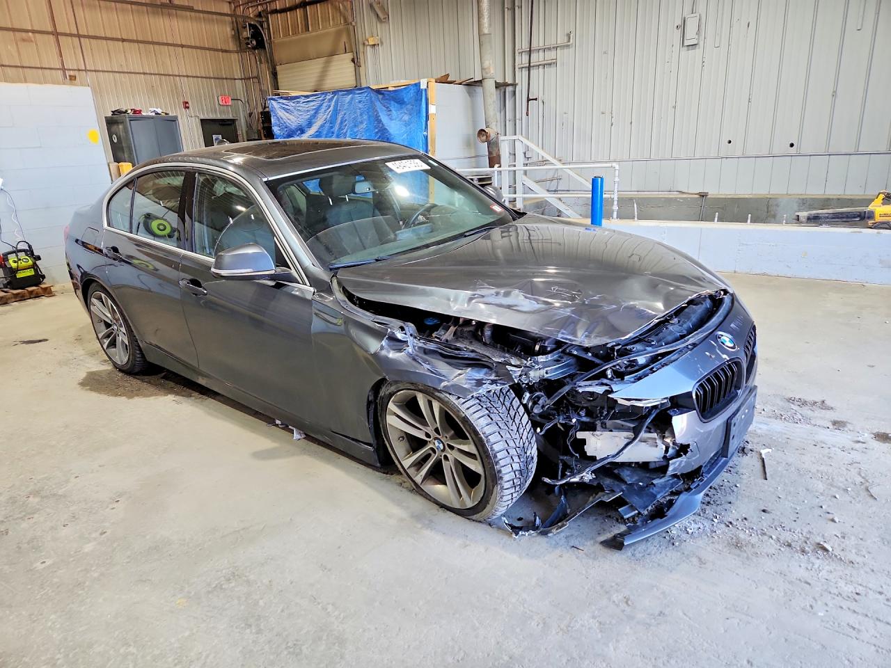 BMW 330 2018 — 5