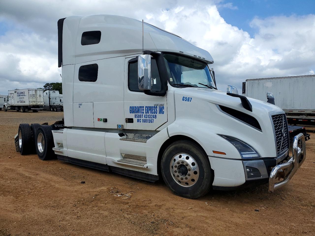 VOLVO VNL 2023 — 2