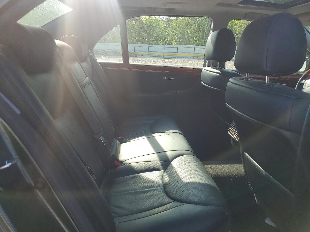 LEXUS LS 2004 — 11