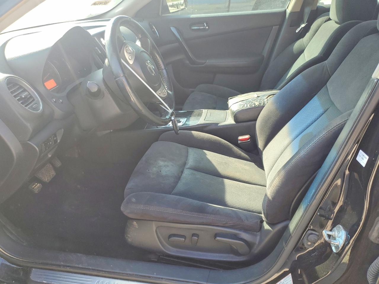NISSAN MAXIMA 2011 — 8