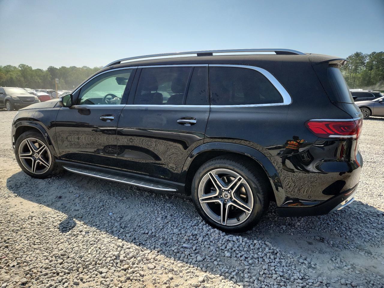 MERCEDES-BENZ GLS 2022 — 3