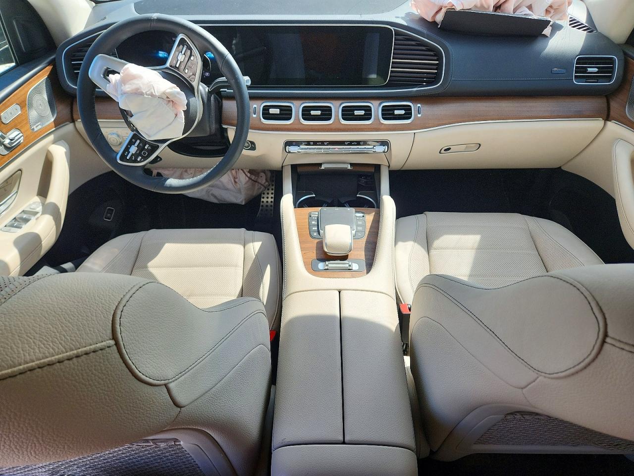 MERCEDES-BENZ GLS 2022 — 9