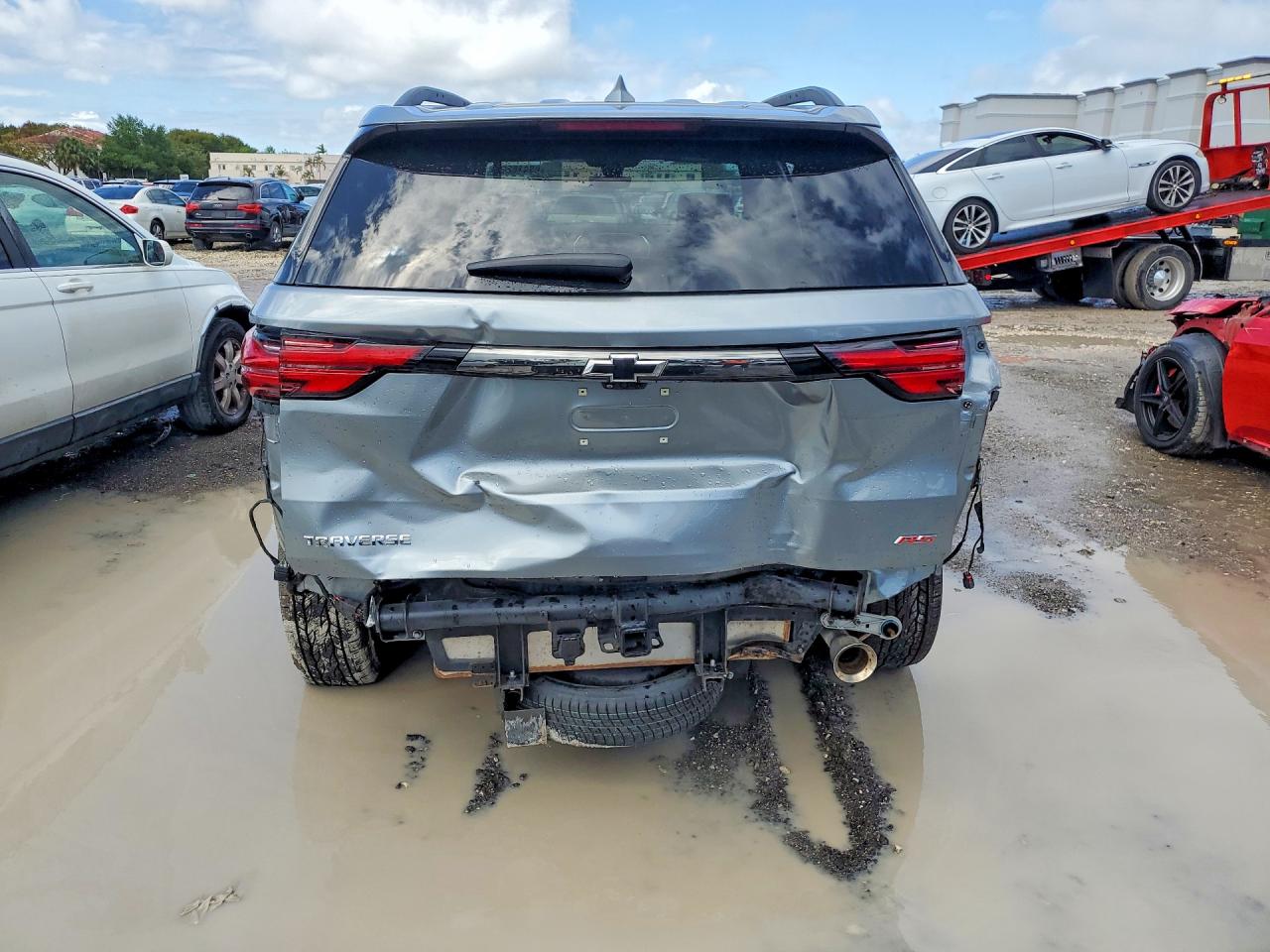 CHEVROLET TRAVERSE 2023 — 7