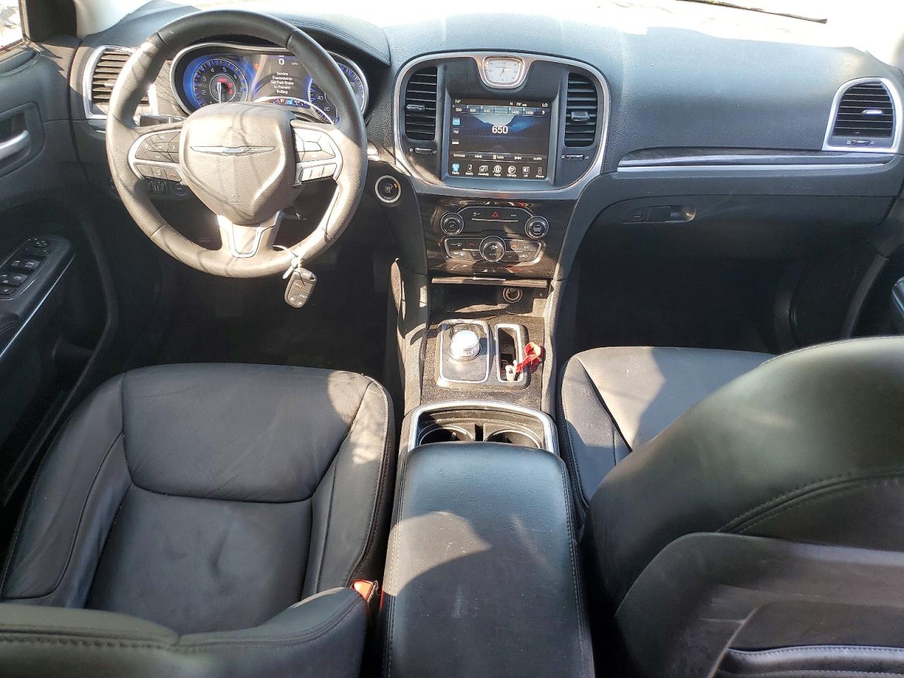 CHRYSLER 300 2015 — 9