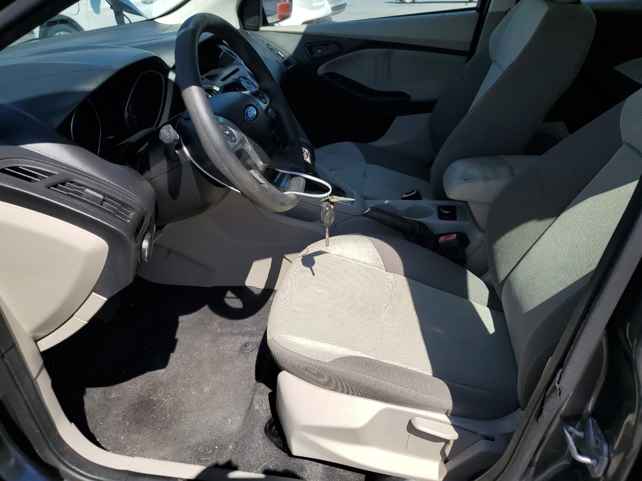 FORD FOCUS 2012 — 8