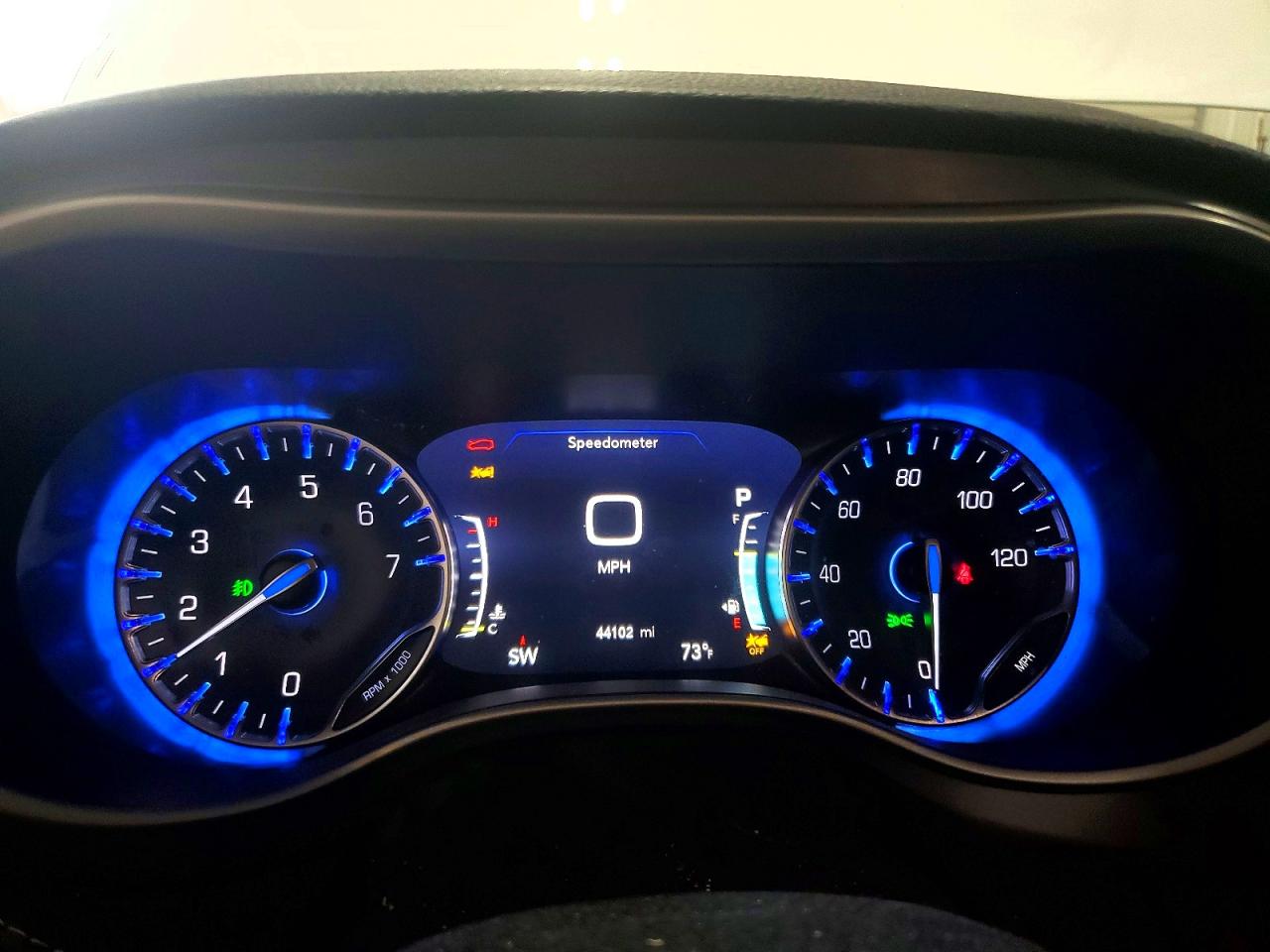 CHRYSLER PACIFICA 2025 — 10