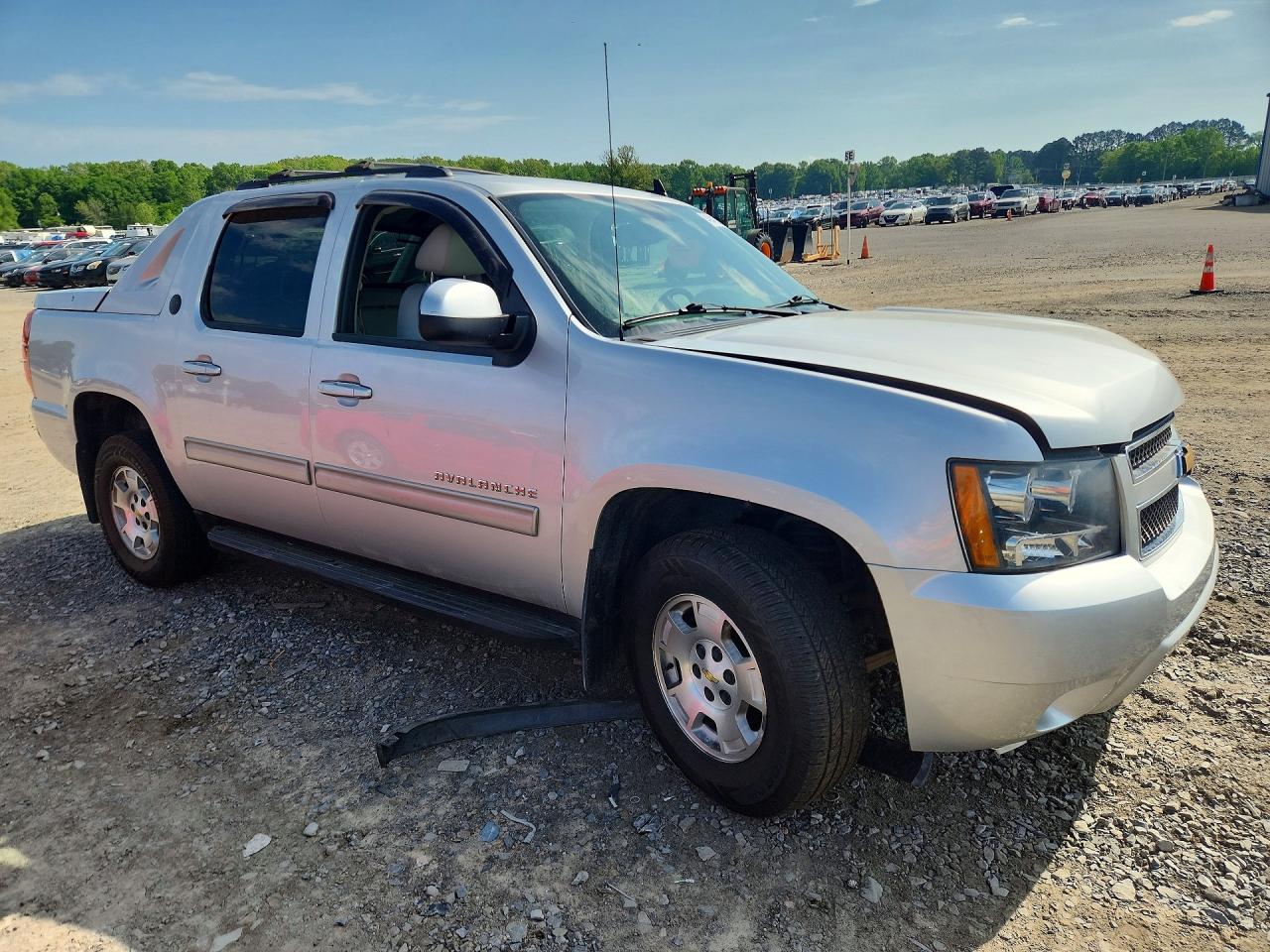 CHEVROLET AVALANCHE 2013 — 5