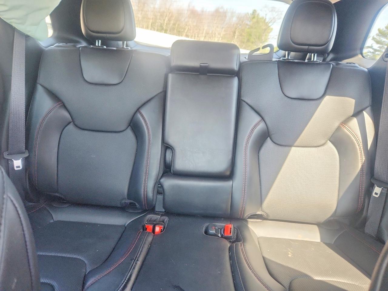 JEEP CHEROKEE 2022 — 11