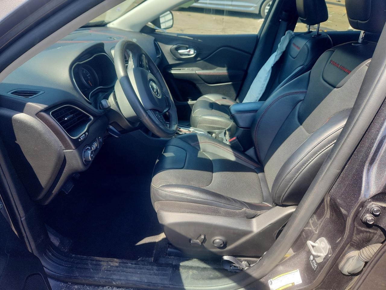 JEEP CHEROKEE 2022 — 8