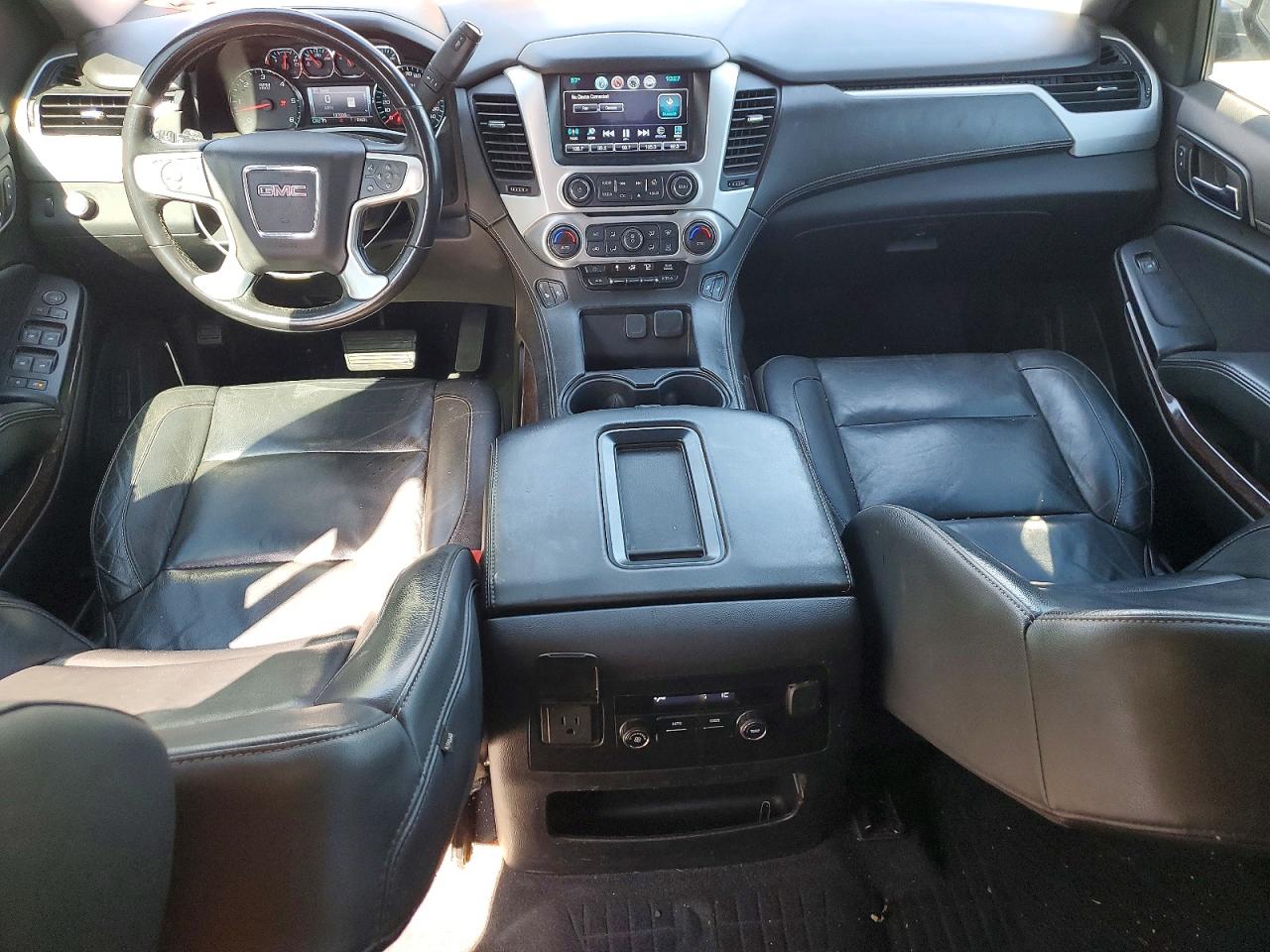 GMC YUKON 2020 — 9