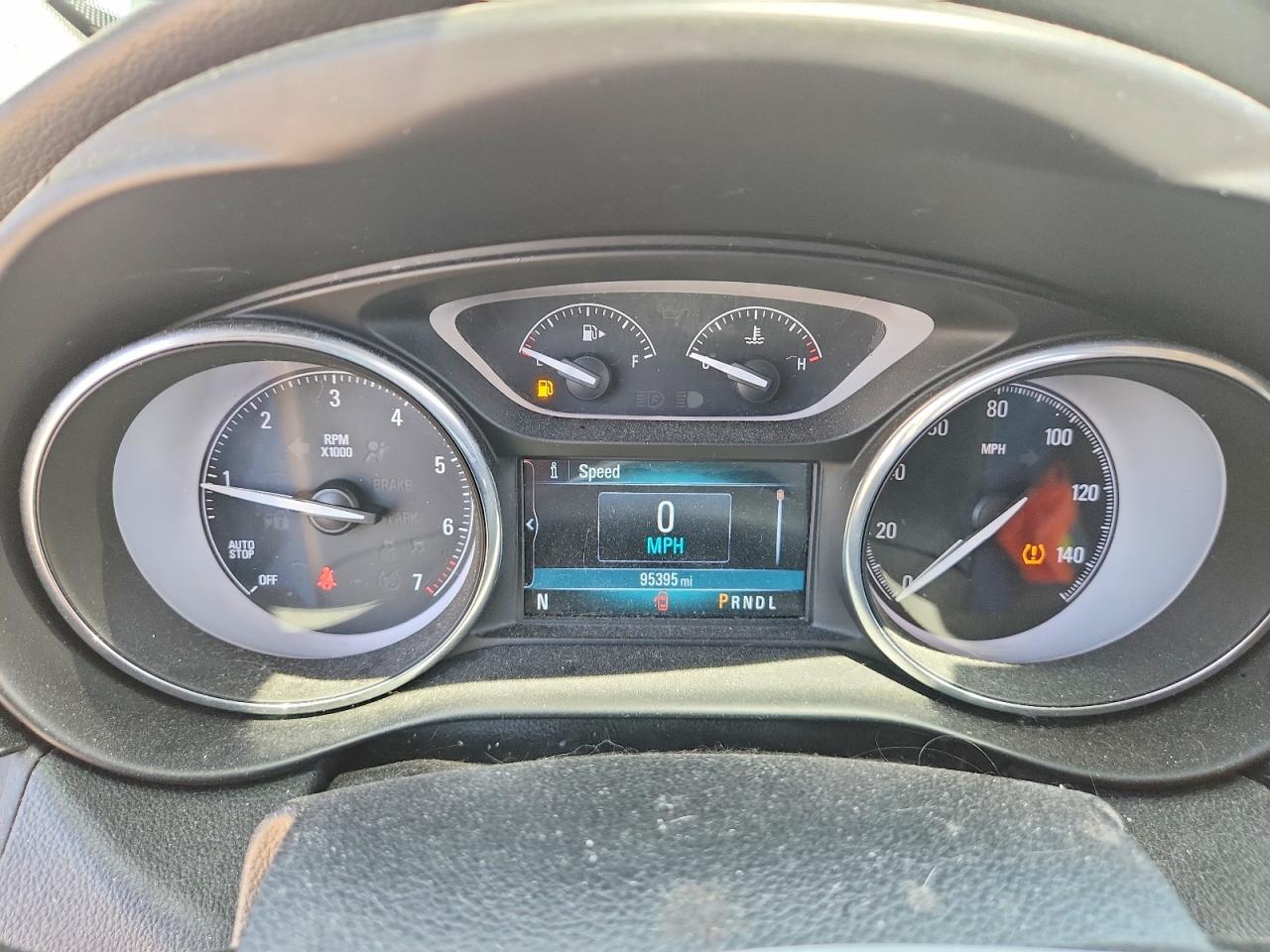 BUICK ENVISION 2019 — 10