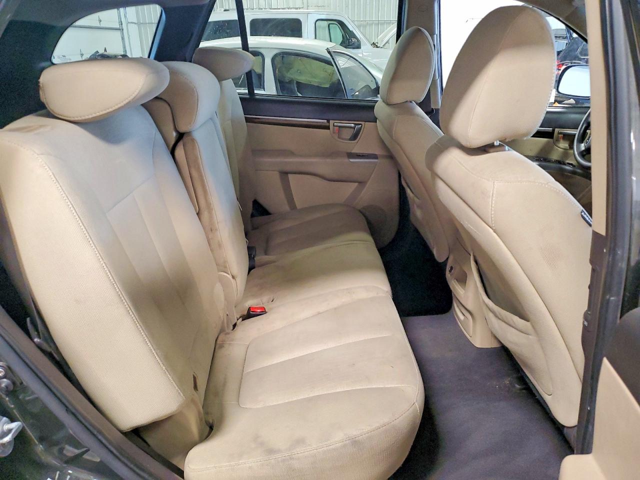 HYUNDAI SANTA FE 2010 — 12