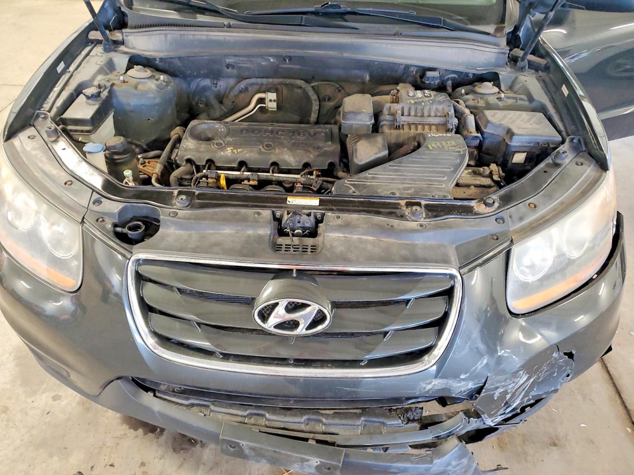 HYUNDAI SANTA FE 2010 — 13