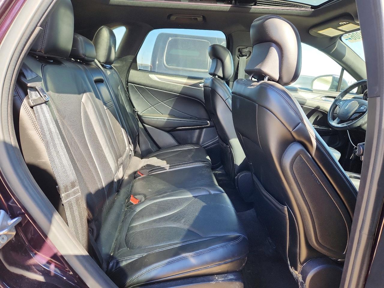 LINCOLN MKC 2015 — 12