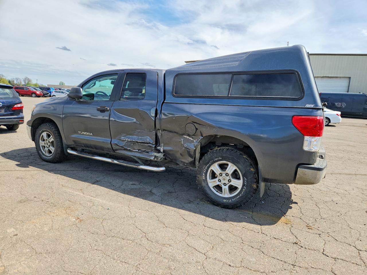 TOYOTA TUNDRA 2011 — 3