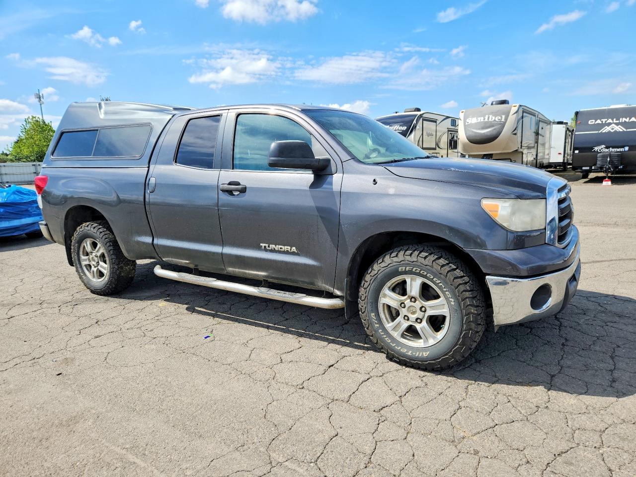 TOYOTA TUNDRA 2011 — 5