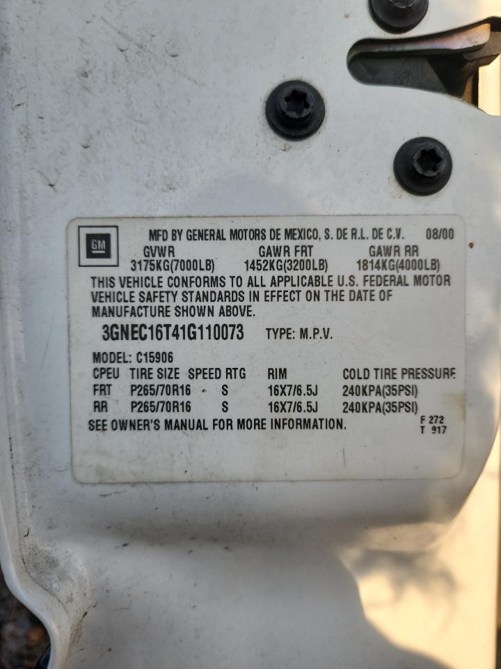 CHEVROLET SUBURBAN 2001 — 14