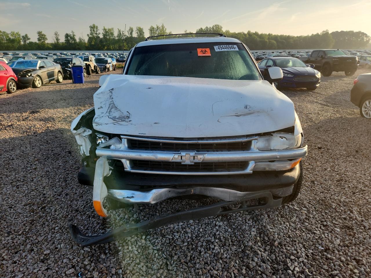 CHEVROLET SUBURBAN 2001 — 6