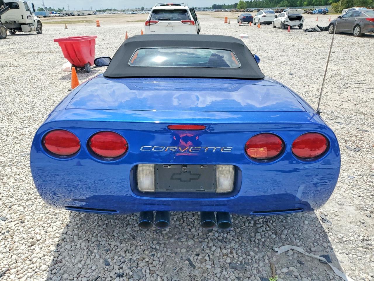CHEVROLET CORVETTE 1999 — 11