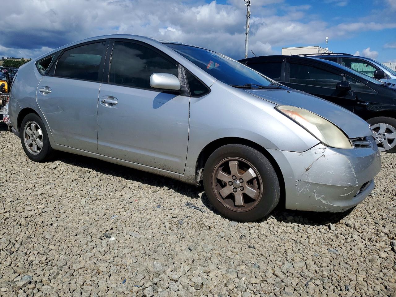 TOYOTA PRIUS 2005 — 5