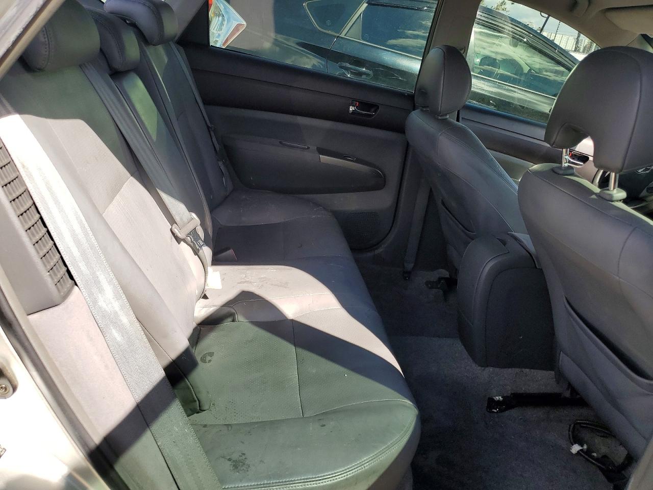 TOYOTA PRIUS 2005 — 11