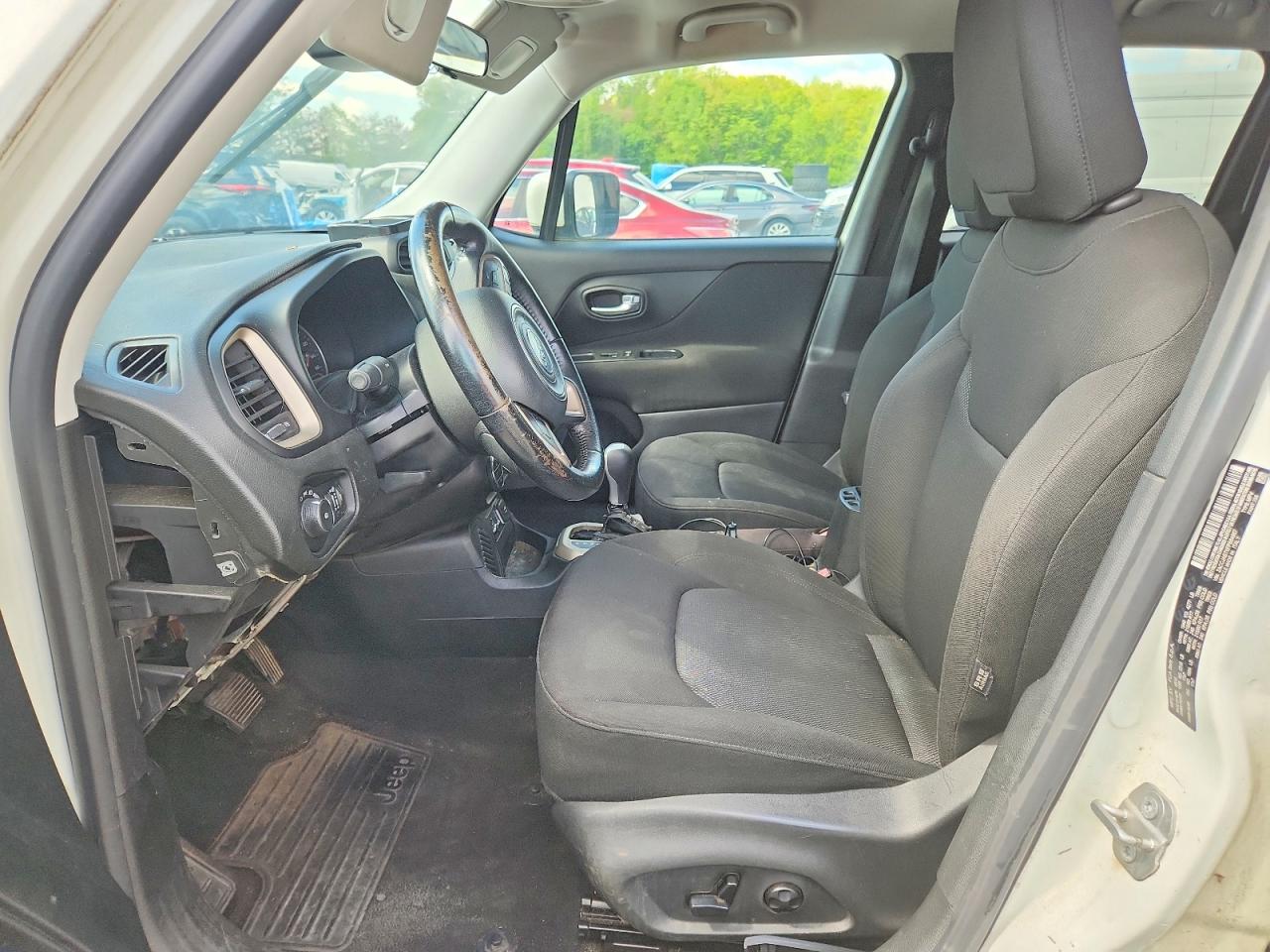 JEEP RENEGADE 2015 — 8