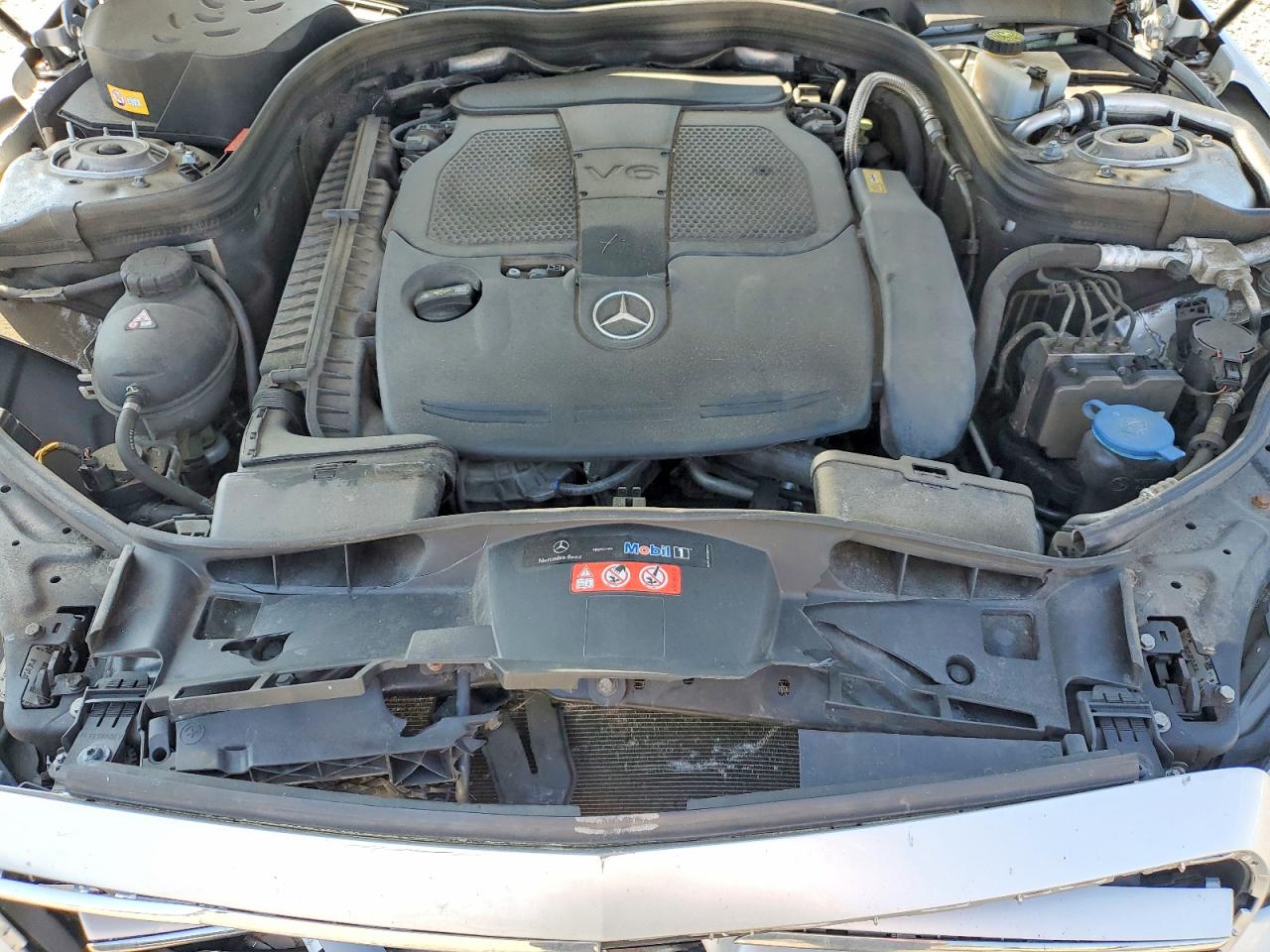 MERCEDES BENZ E 2014 — 12