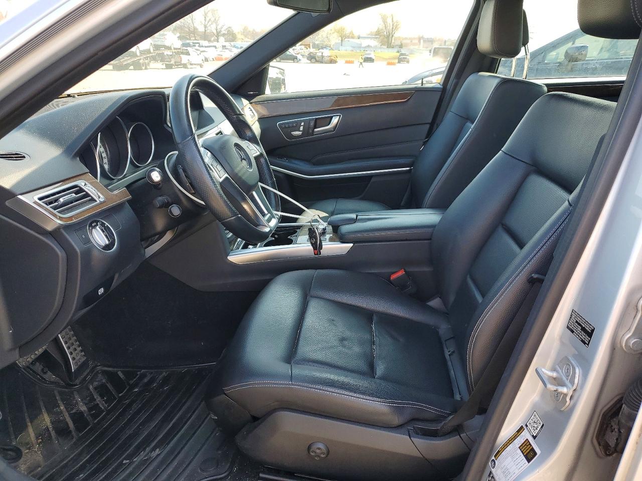 MERCEDES BENZ E 2014 — 8