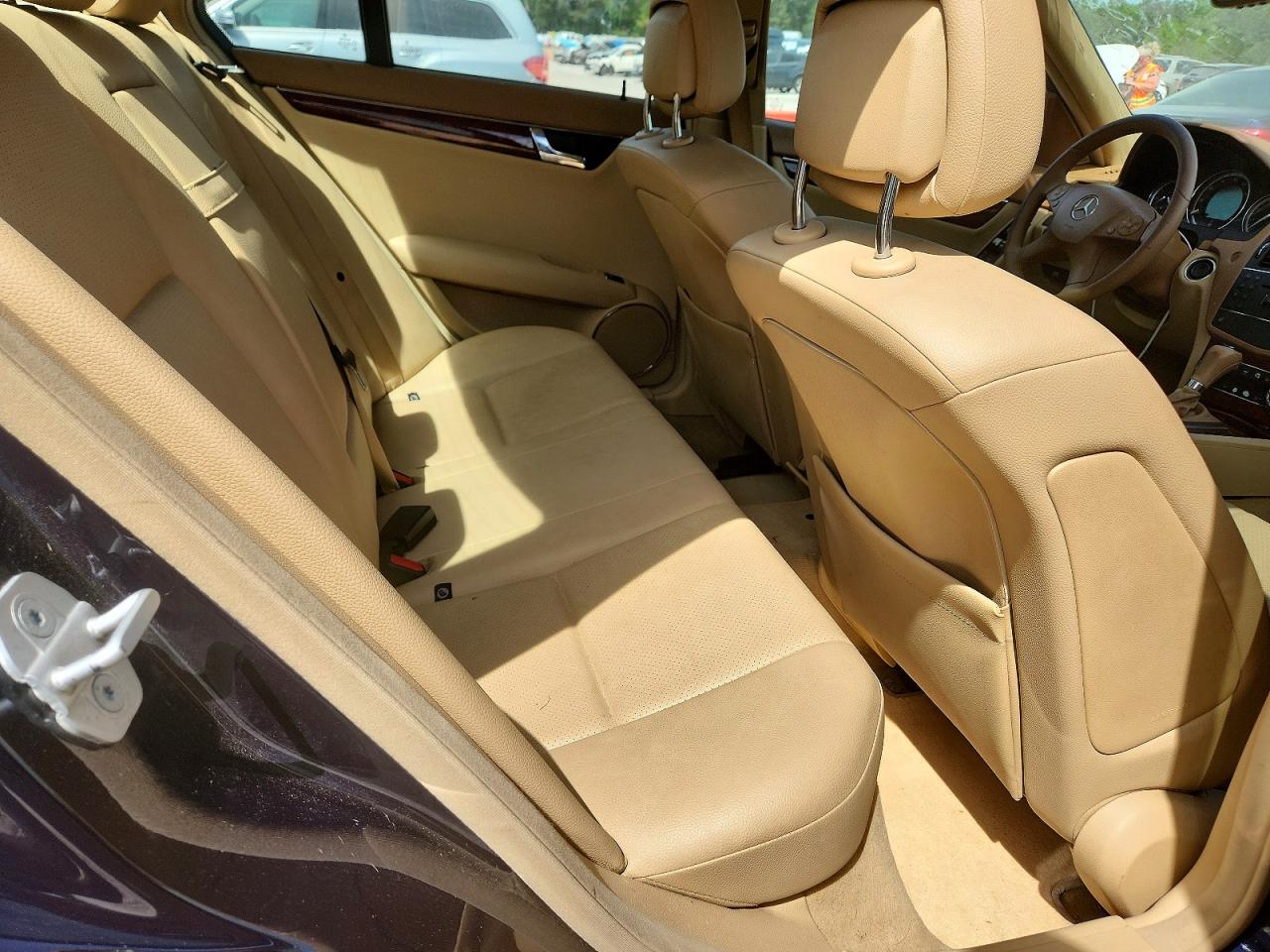 MERCEDES-BENZ C 2008 — 11