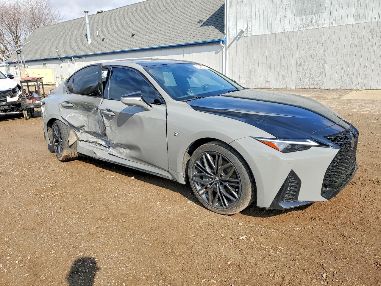 LEXUS IS 350 2023 — 5