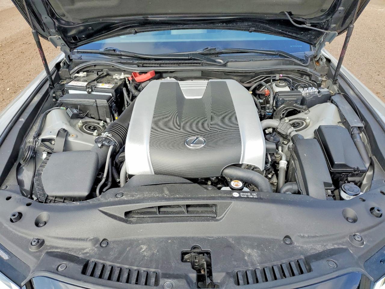 LEXUS IS 350 2023 — 12