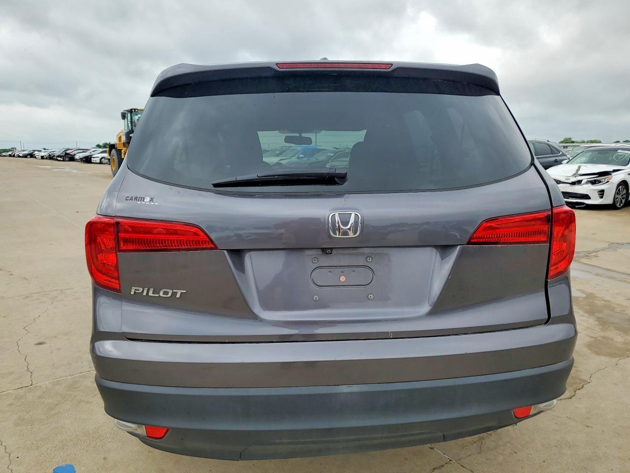 HONDA PILOT 2017 — 7