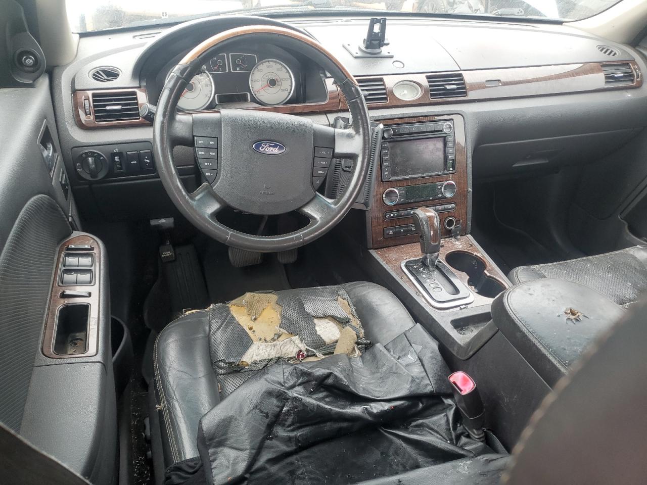 FORD TAURUS 2008 — 9