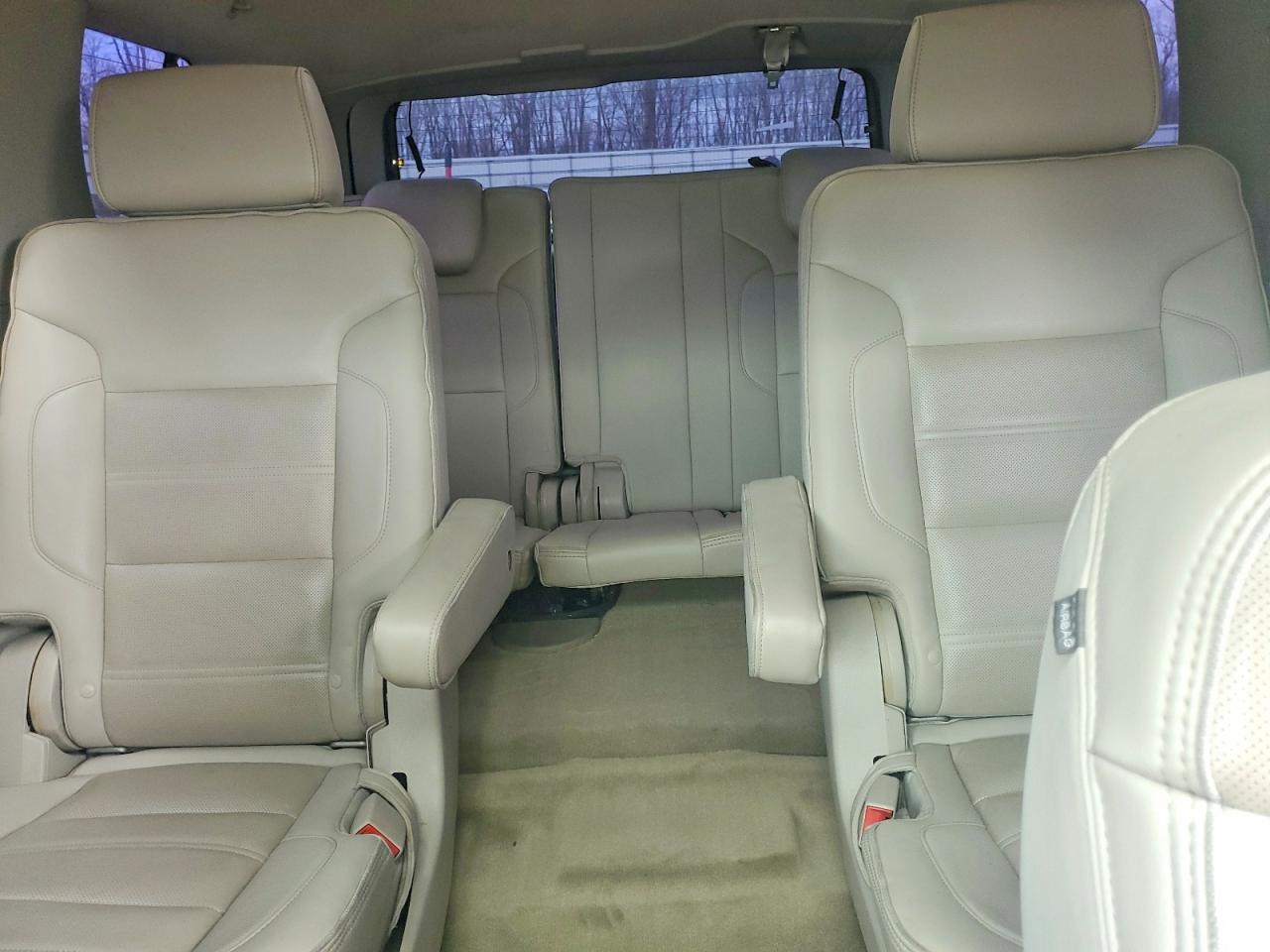 GMC YUKON 2015 — 11