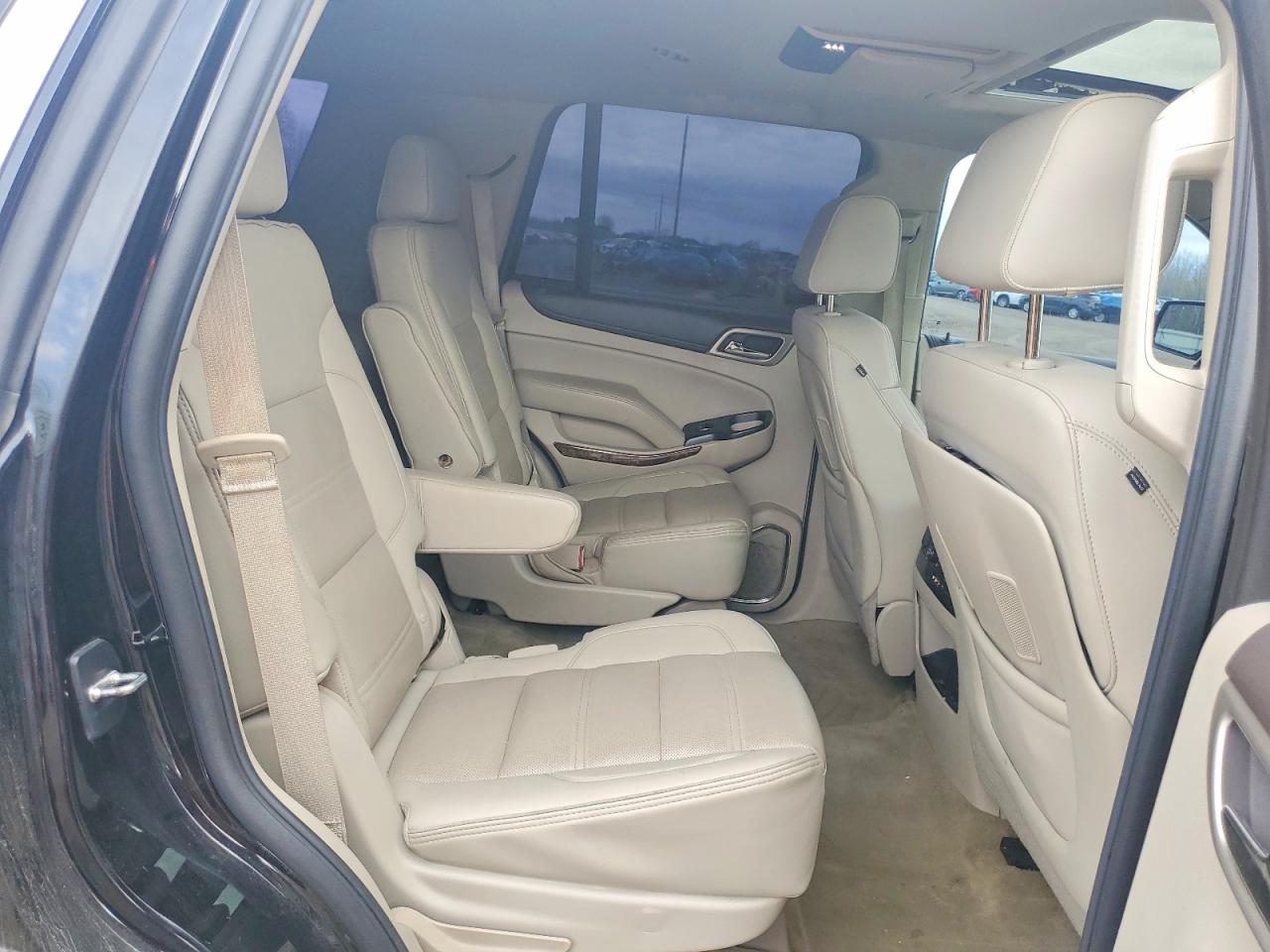 GMC YUKON 2015 — 12