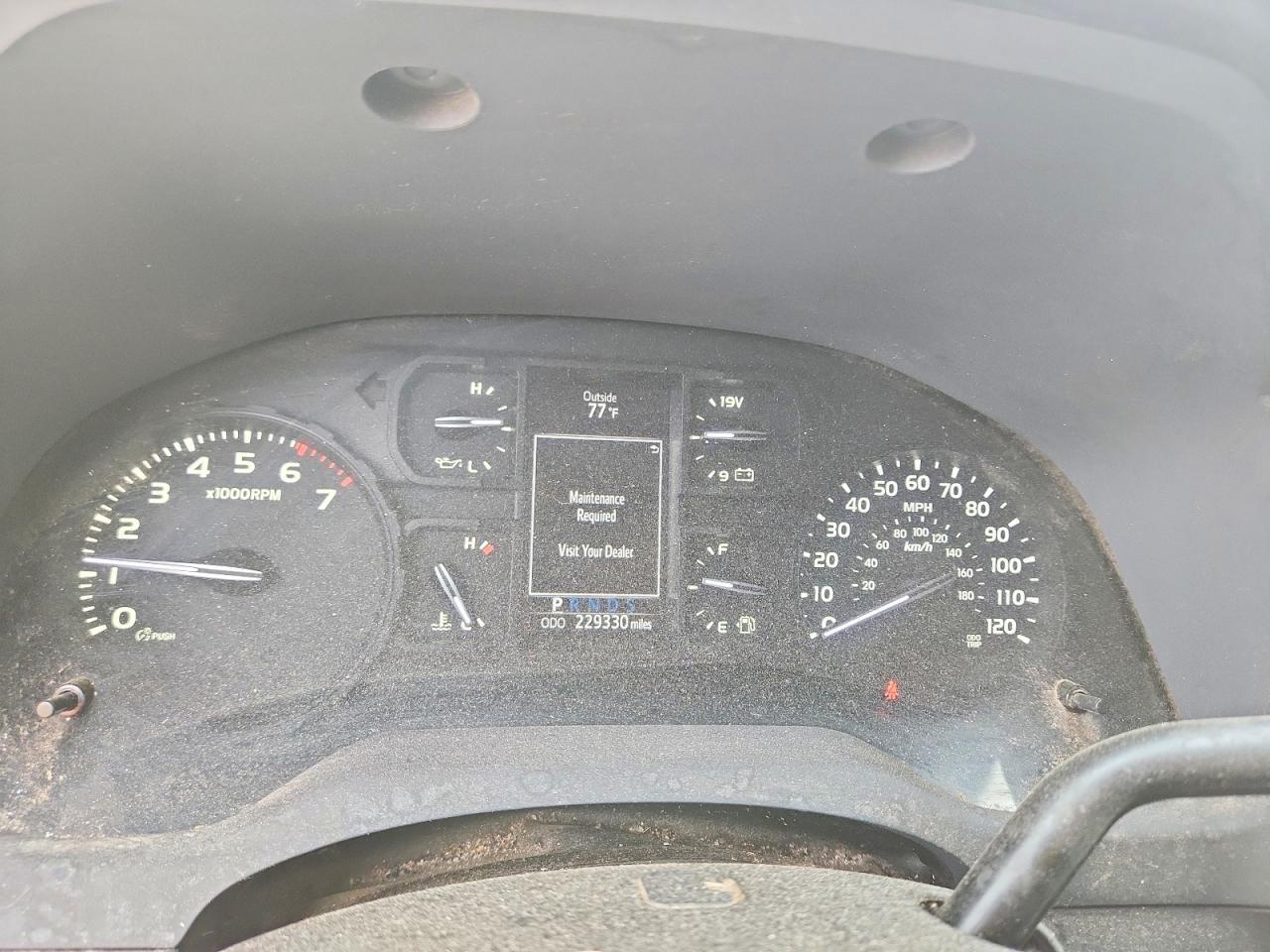 TOYOTA TUNDRA 2019 — 10