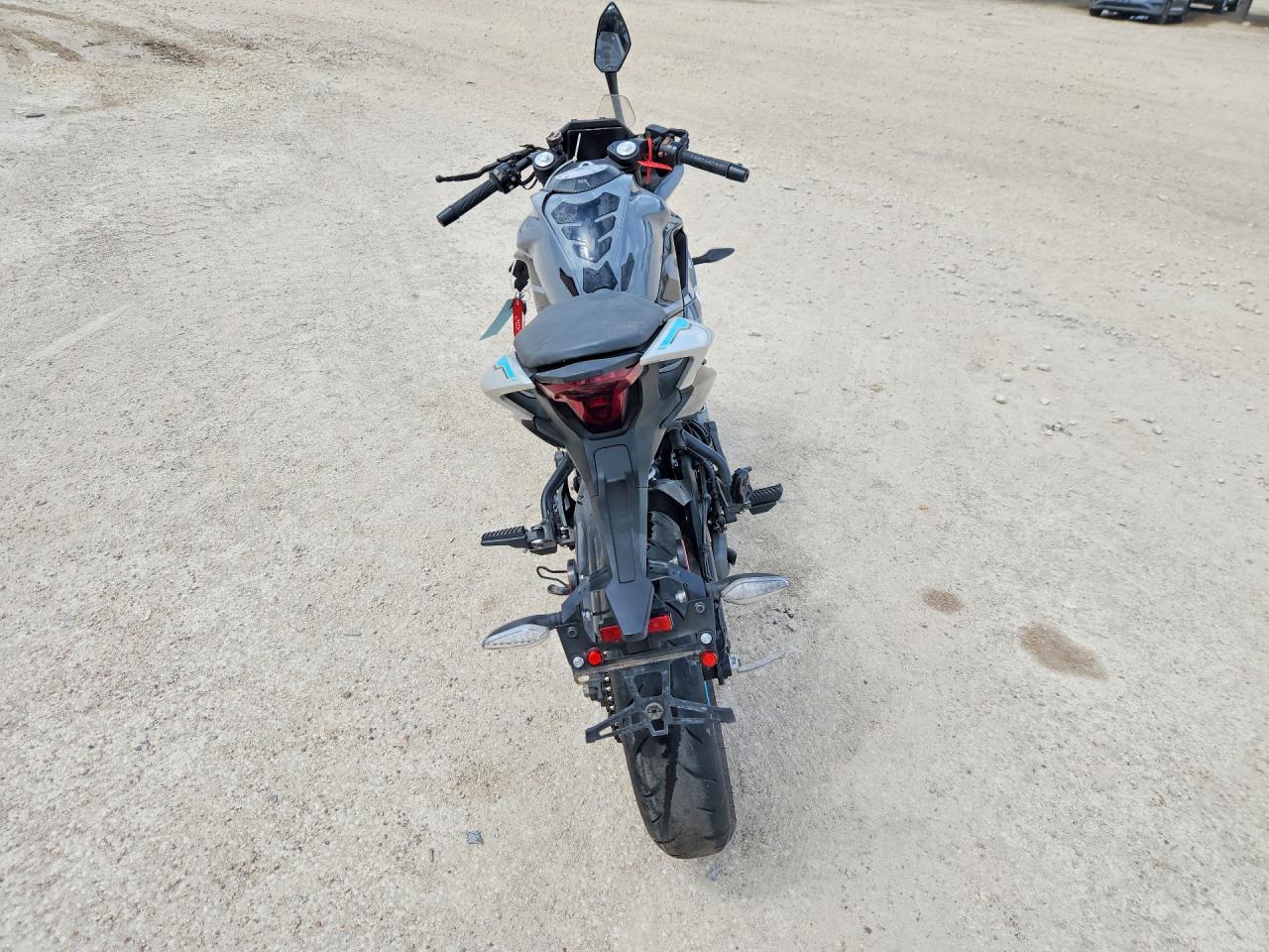 2023 CF MOTO 300SS