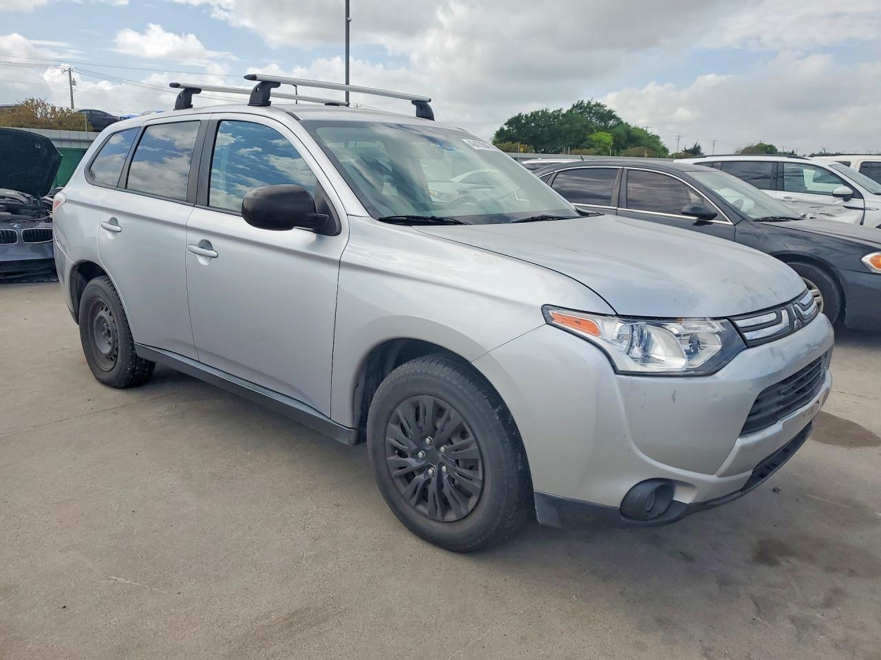 MITSUBISHI OUTLANDER 2014 — 5