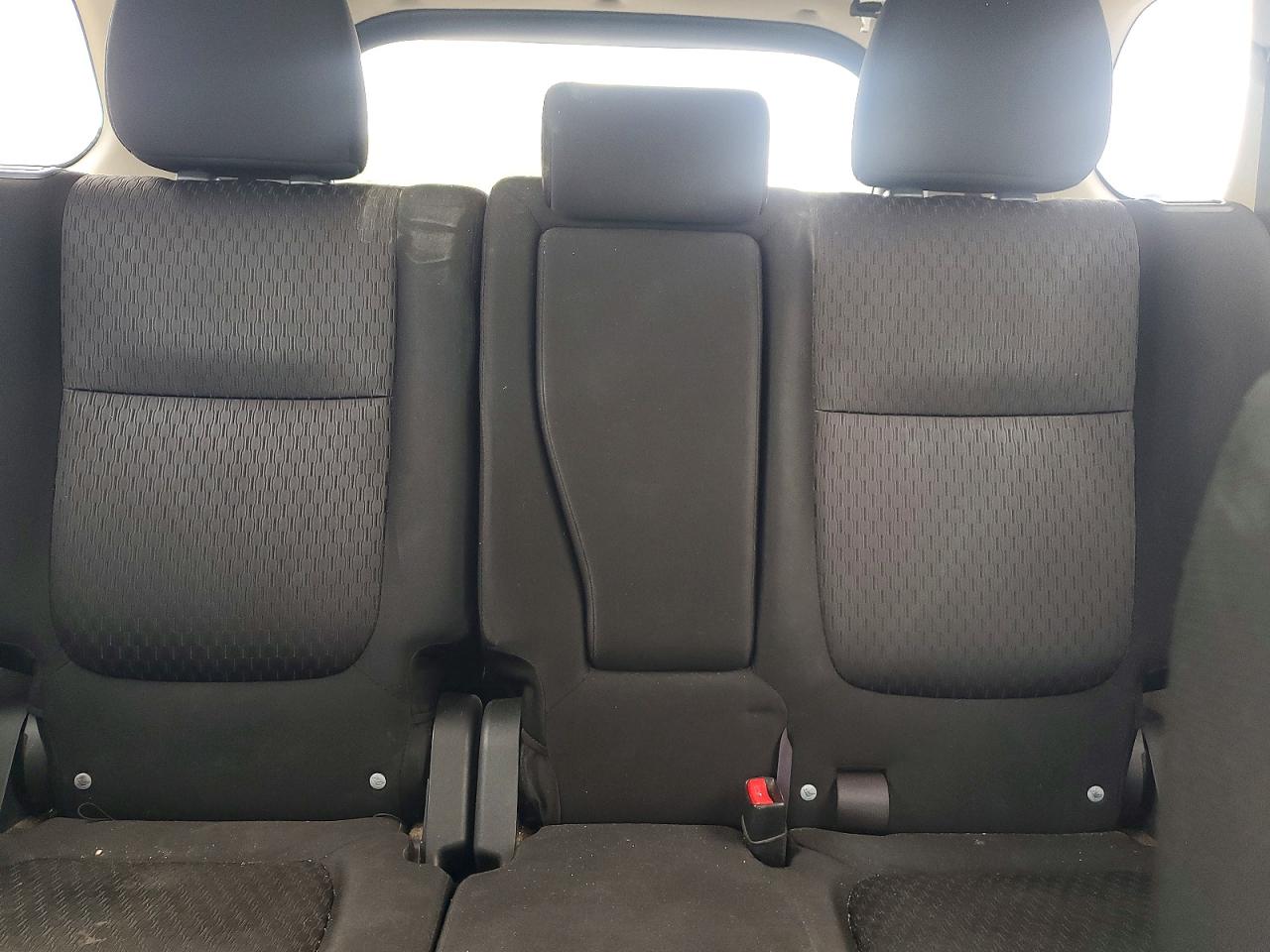 MITSUBISHI OUTLANDER 2014 — 11