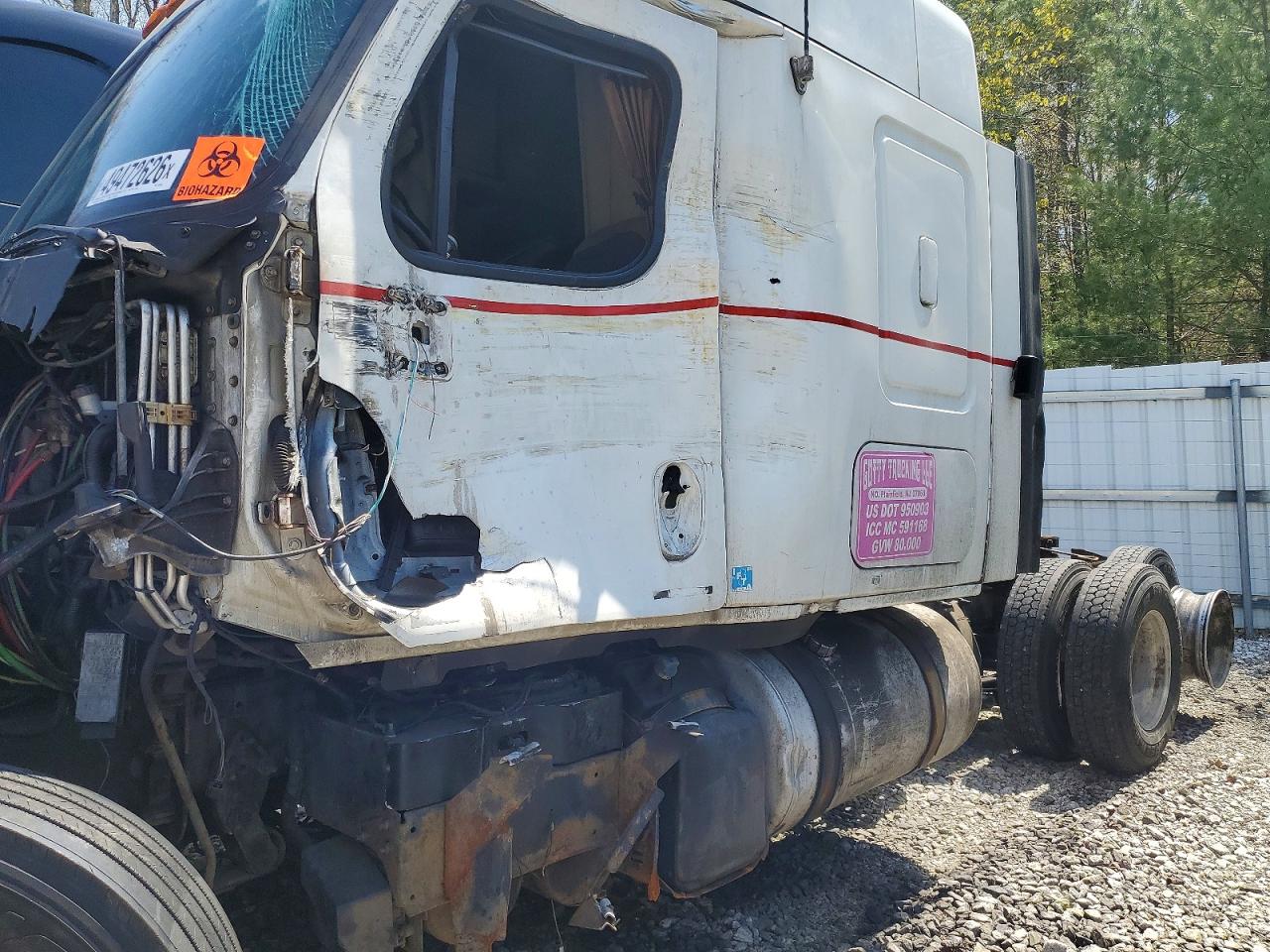 FREIGHTLINER CASCADIA 2012 — 11