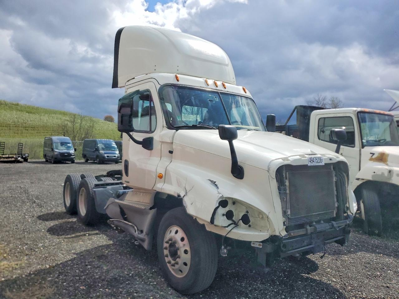 2018 FREIGHTLINER CASCADIA 125