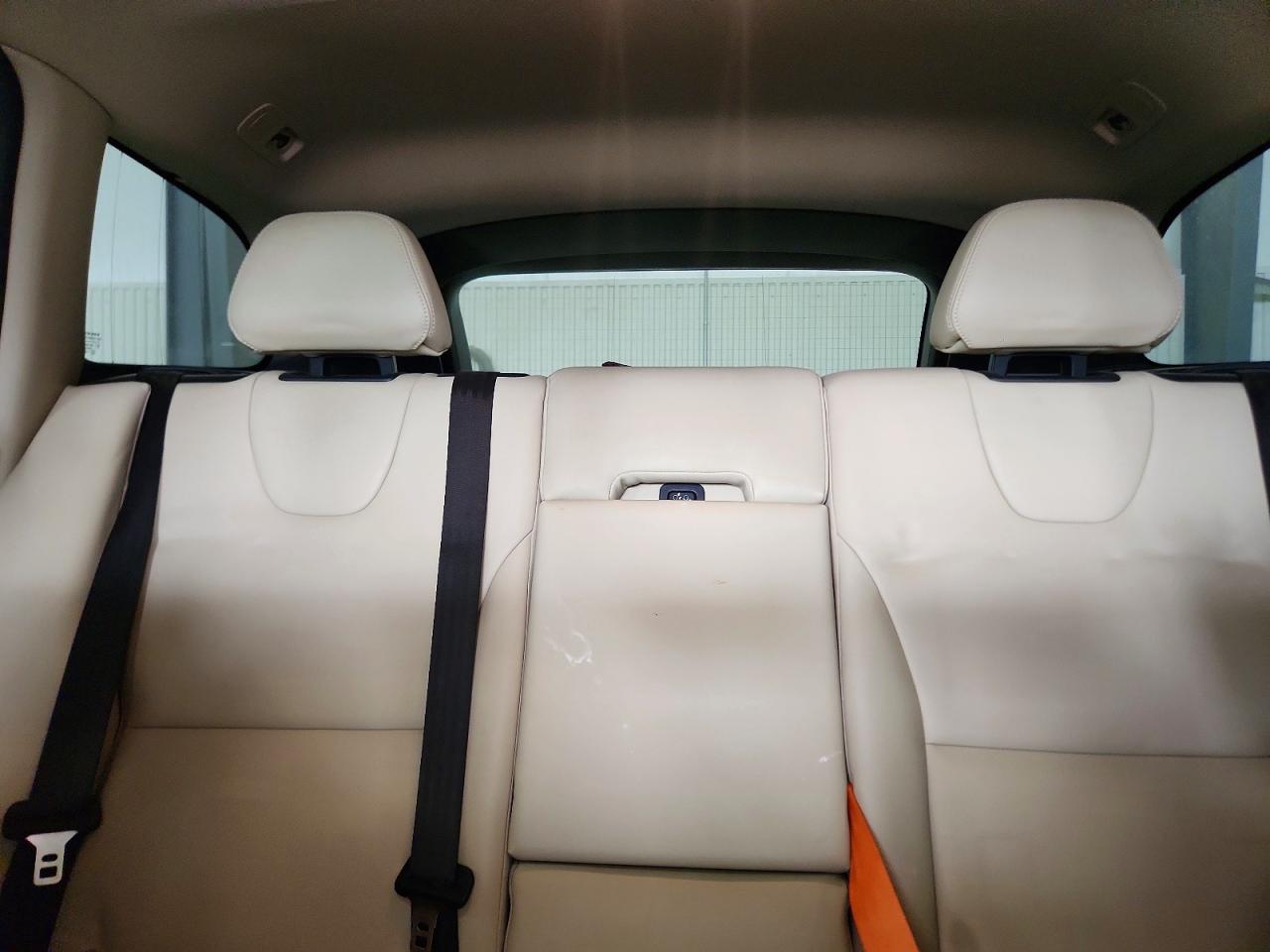 VOLVO XC60 2016 — 11