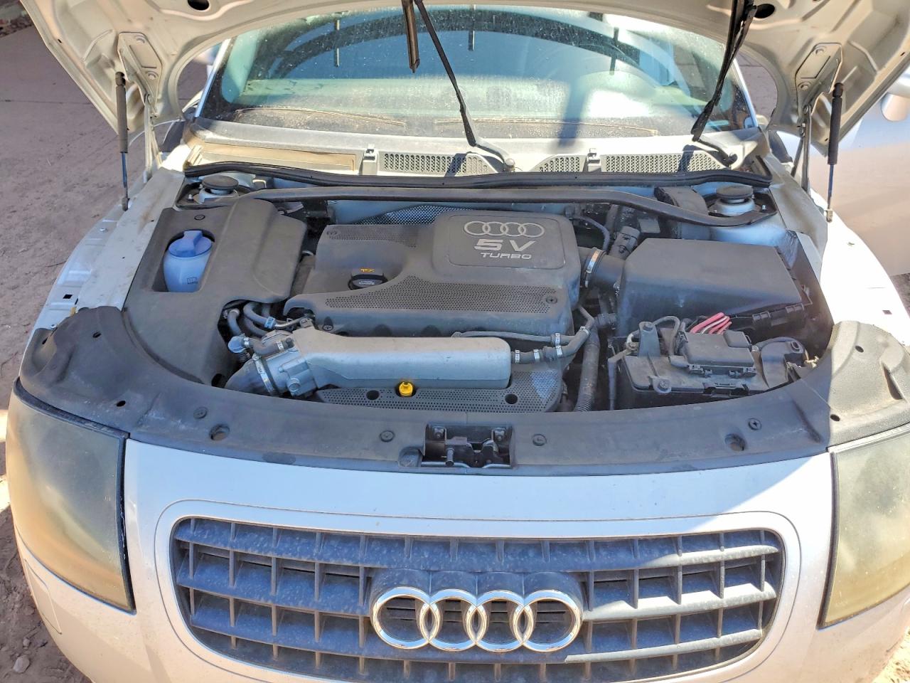 AUDI TT 2004 — 12