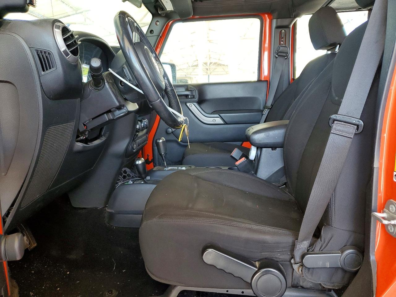 JEEP WRANGLER UNLIMITED 2015 — 8