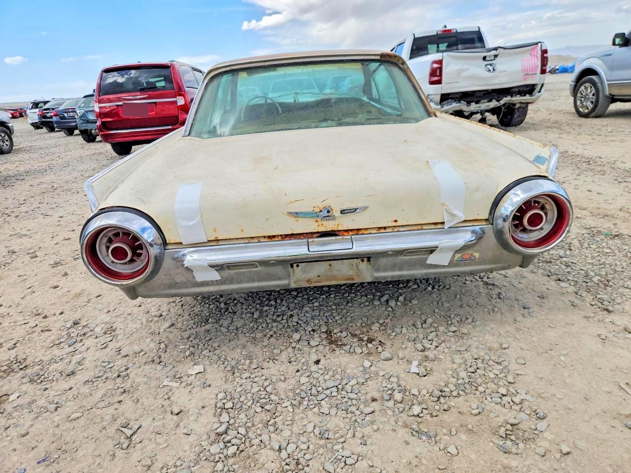 FORD THUNDERBIRD 1962 — 7