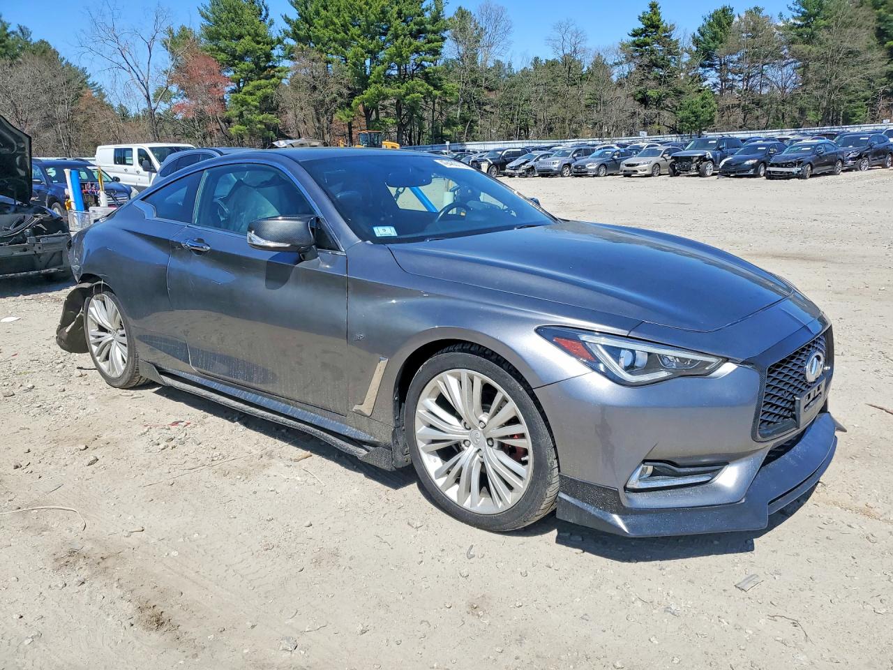 INFINITI Q60 2017 — 5