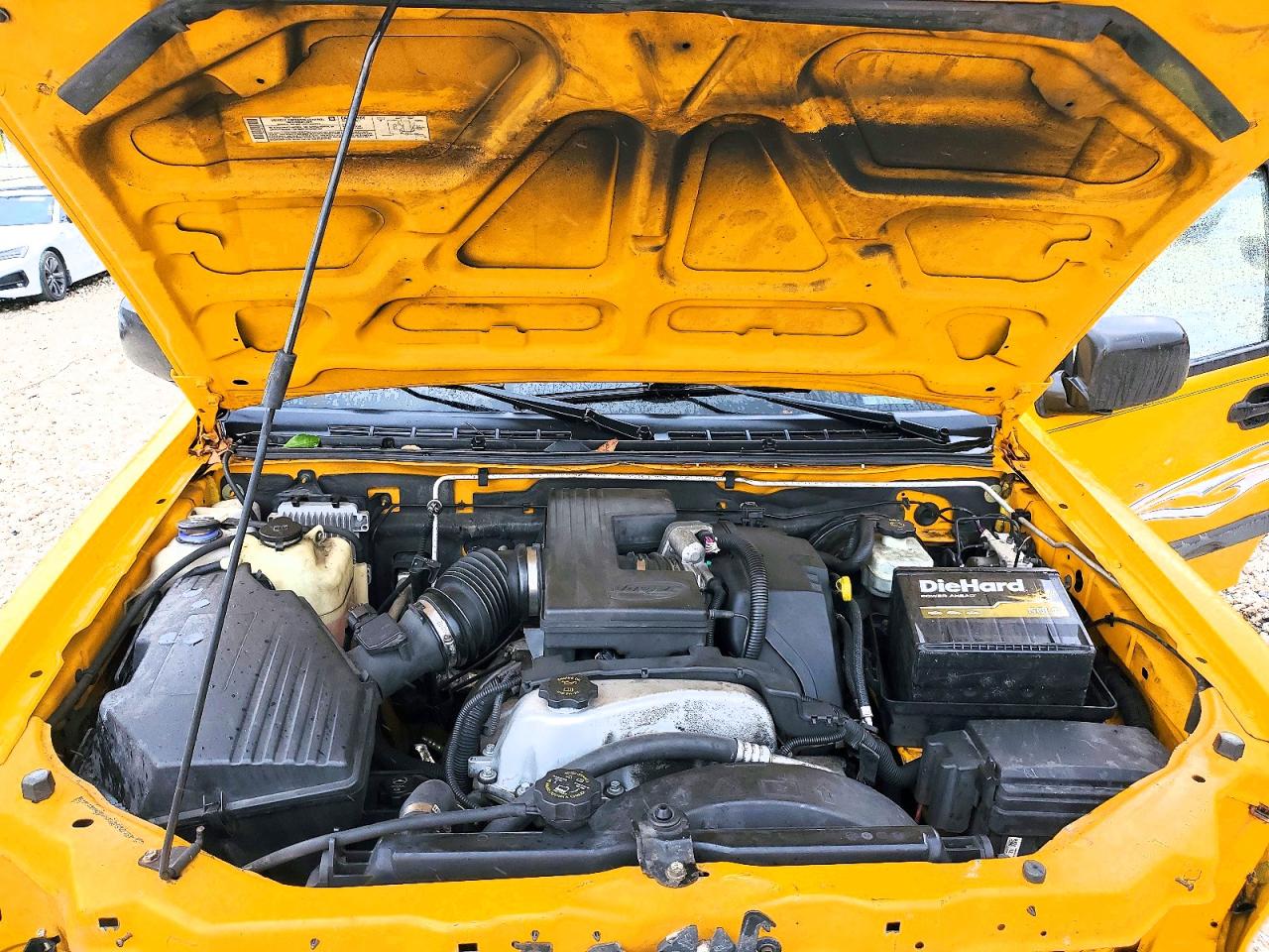 CHEVROLET COLORADO 2005 — 12